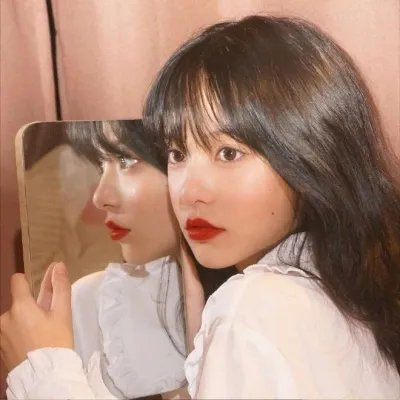明黄禁色 封面